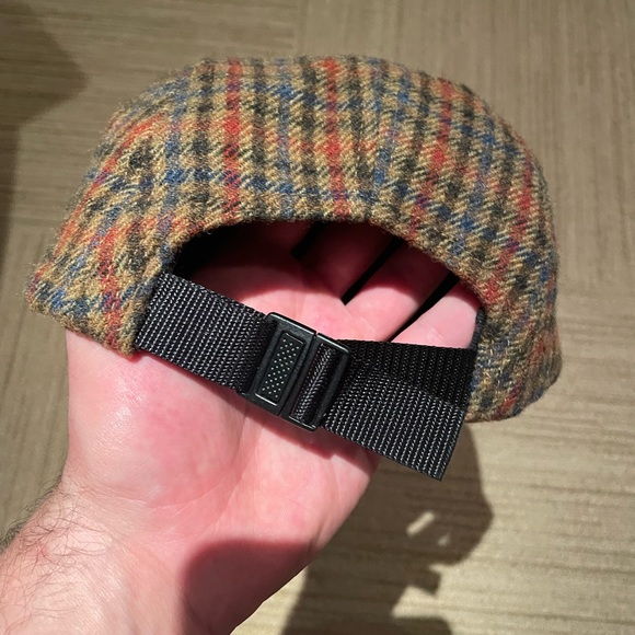 Supreme Hat - Picture 3 of 3